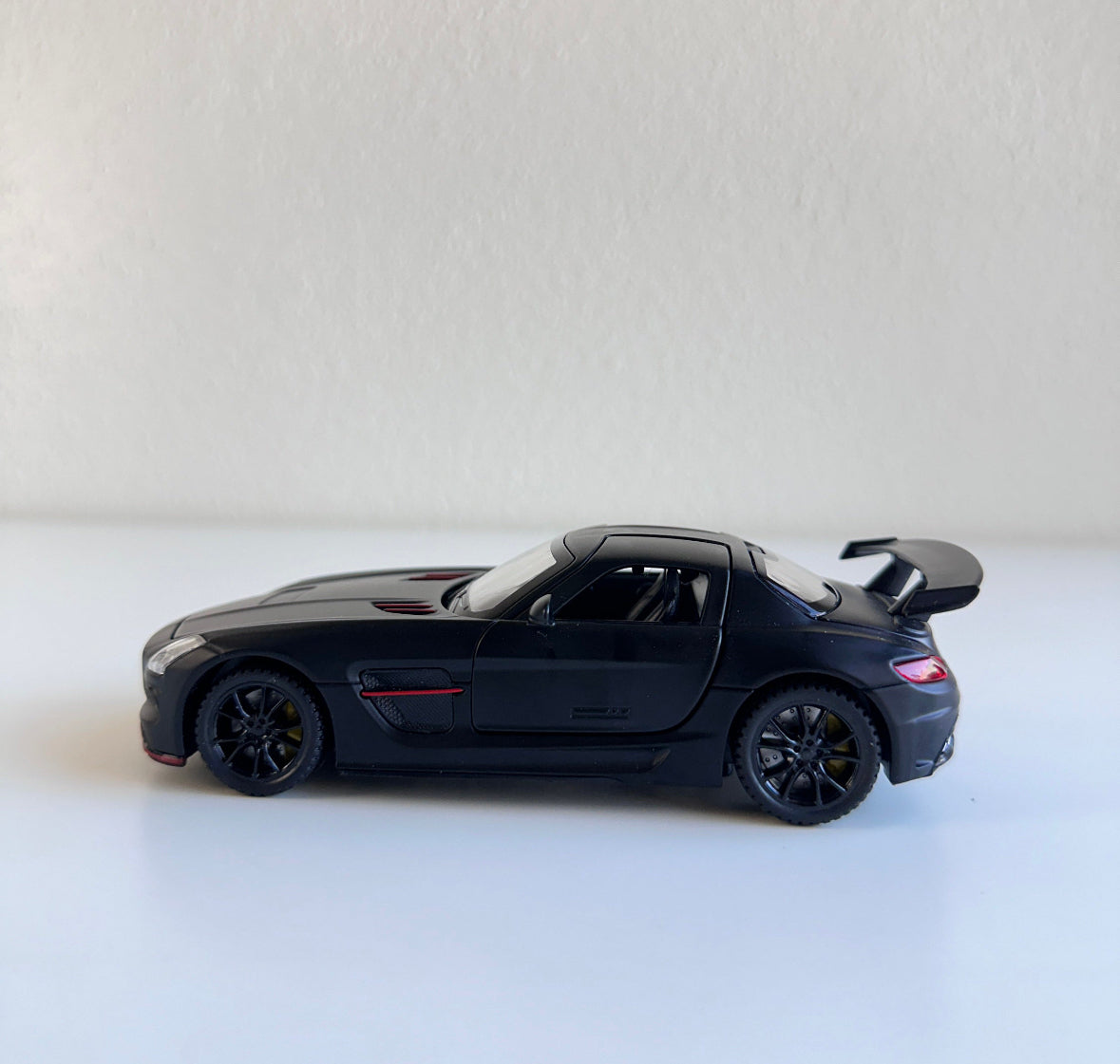 Mercedes AMG GT 1:32 Alloy Model Car