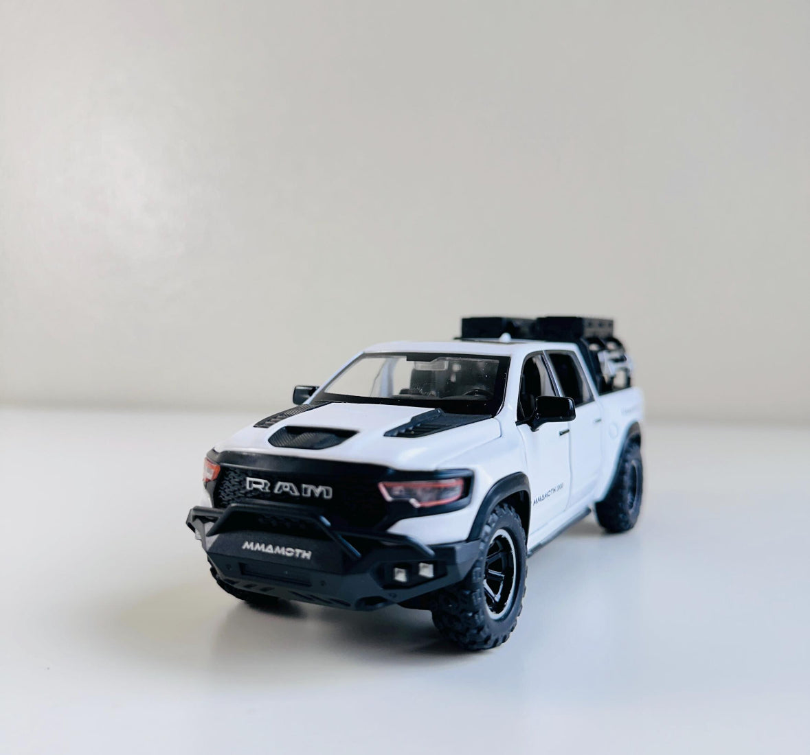 Dodge Ram 1:32 Alloy Model Car