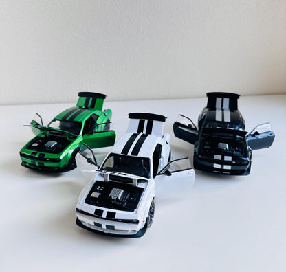 Dodge Challenger SRT 1:24 Alloy Model Car