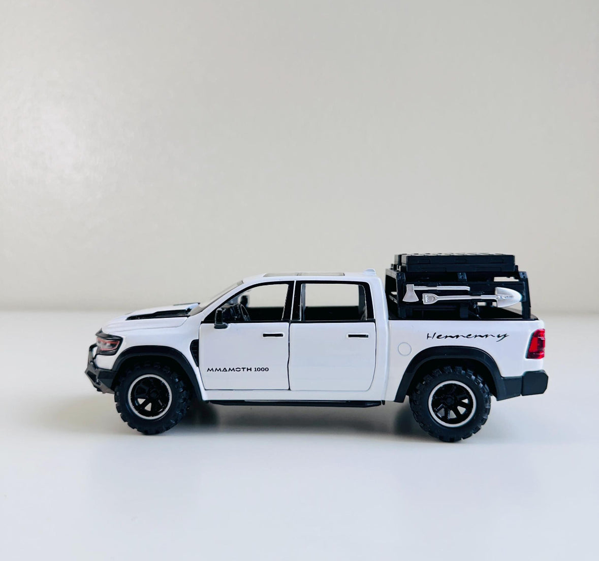 Dodge Ram 1:32 Alloy Model Car